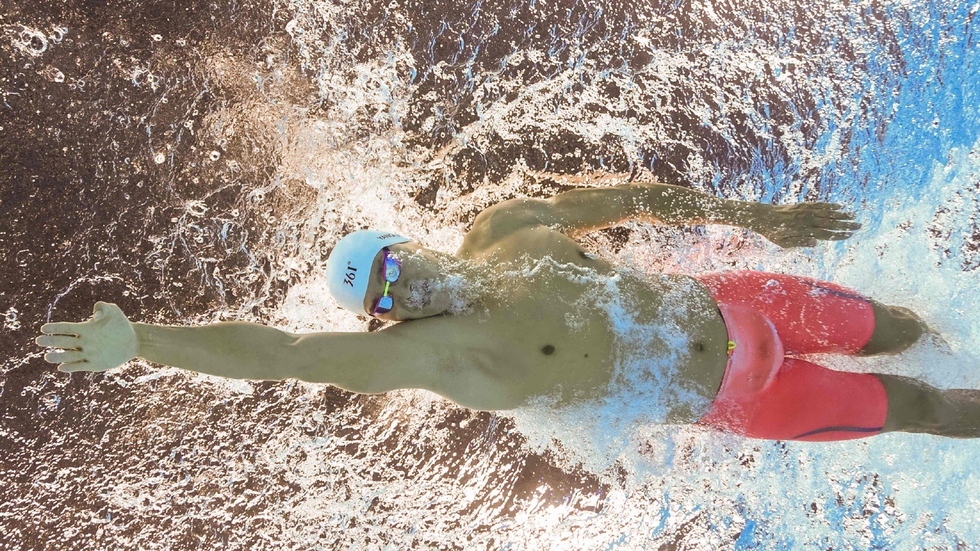 《电竞产业新宠：虚拟现实与增强现实技术融合》，虚拟化电子竞技